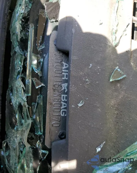 2002 Ford Escape Xls from USA, damaged, VIN 1FMYU01162KB00170